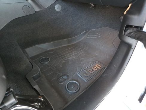 Used 2024 Jeep Wrangler Unlimited Rubicon 392 image 18