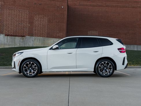 Used 2025 BMW X3 xDrive30i image 6