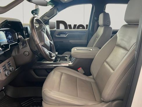 Certified 2022 Chevrolet Silverado 1500 LTZ AWD/4WD image 9