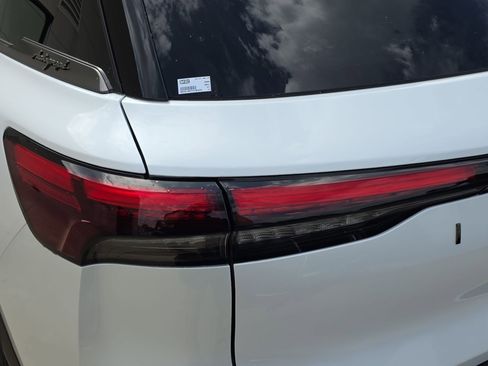 New 2027 INFINITI QX60 Autograph AWD/4WD image 33