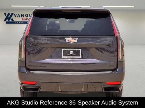 Used 2023 Cadillac Escalade ESV Sport Platinum AWD/4WD image 4
