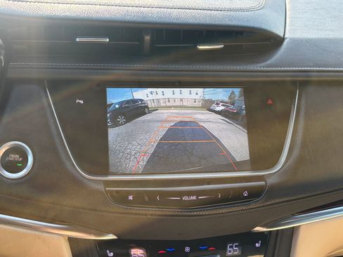 Used 2017 Cadillac XT5 Luxury w/ Driver Awareness Package AWD/4WD image 37