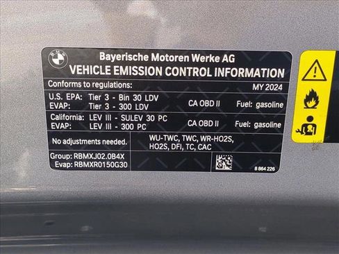 Used 2024 BMW 330i Sedan w/ Convenience Package image 21