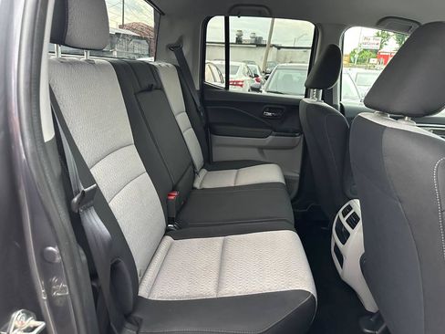 Used 2017 Honda Ridgeline RT image 34