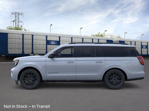 New 2026 Ford Expedition Max Platinum image 3