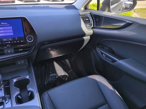 Used 2023 Lexus NX 250 FWD image 16