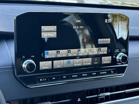 New 2025 Mitsubishi Outlander SEL image 17