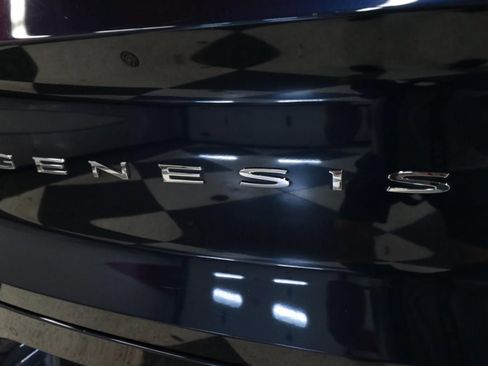 Used 2023 Genesis GV80 3.5T w/ Prestige Package AWD/4WD image 34
