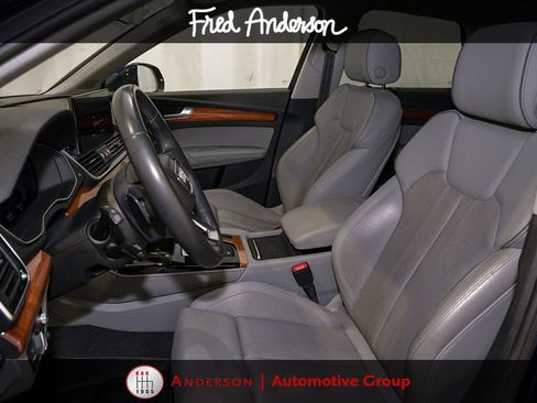 Used 2021 Audi Q5 Prestige w/ Prestige Package AWD/4WD image 13