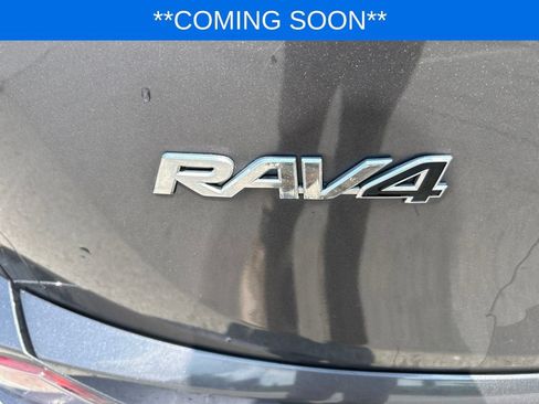 Used 2016 Toyota RAV4 XLE FWD image 15