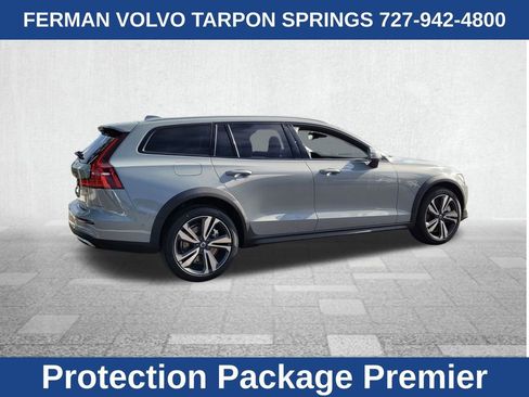 New 2026 Volvo V60 B5 Cross Country Plus w/ Protection Package Premier image 11