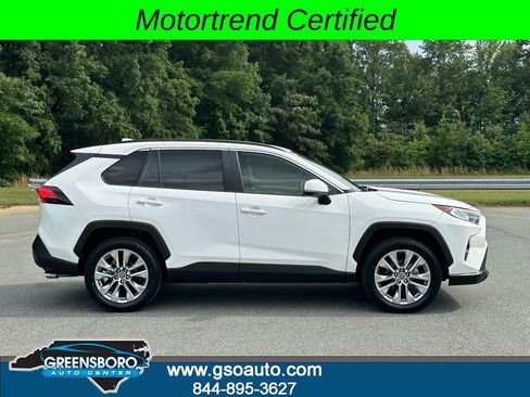 Used 2019 Toyota RAV4 XLE Premium AWD/4WD image 10