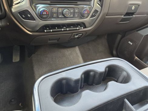Used 2018 Chevrolet Silverado 1500 LT w/ Texas Edition AWD/4WD image 14