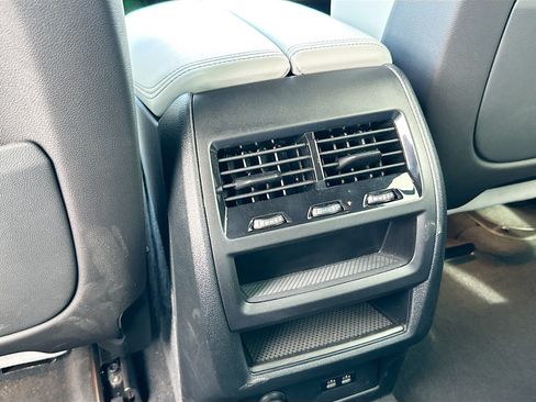 Used 2024 BMW X5 sDrive40i w/ M Sport Package RWD image 27