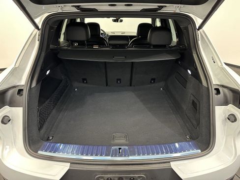 Certified 2025 Porsche Cayenne image 36