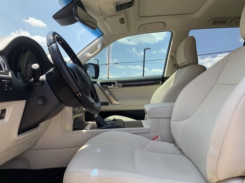 Used 2021 Lexus GX 460 Premium AWD/4WD image 16