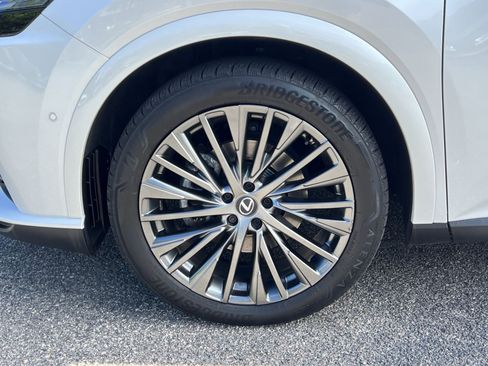Used 2024 Lexus RX 350 AWD w/ Convenience Package image 9