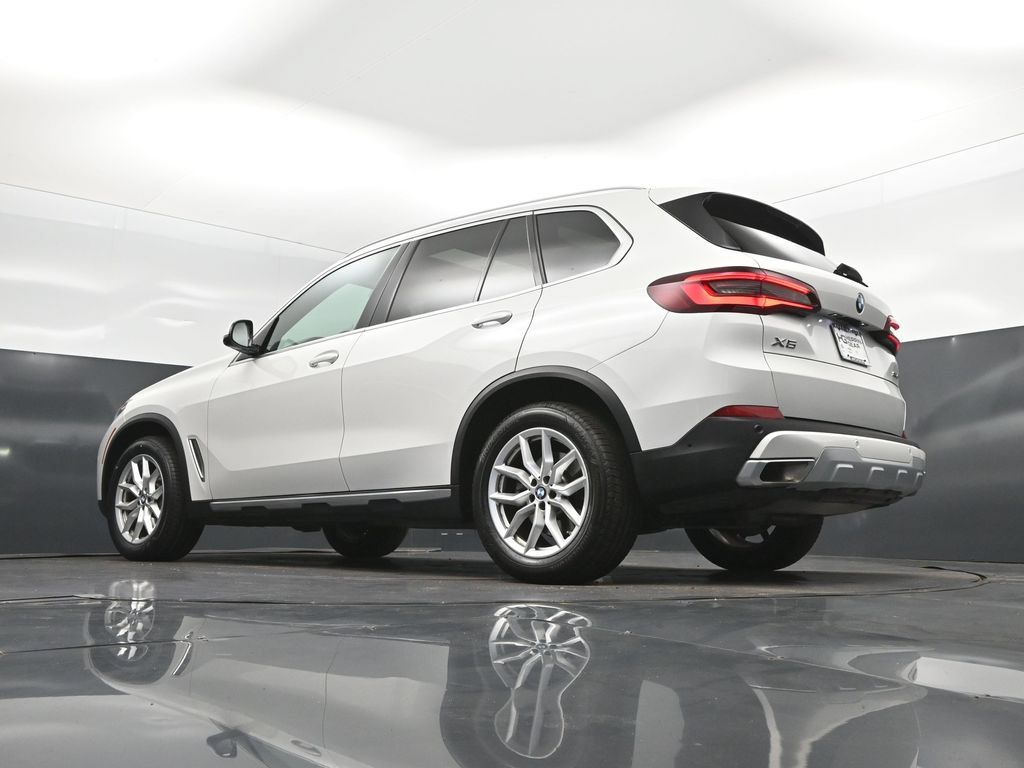 Certified 2023 BMW X5 sDrive40i RWD image 40