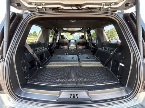 Used 2021 Ford Expedition XLT AWD/4WD image 48