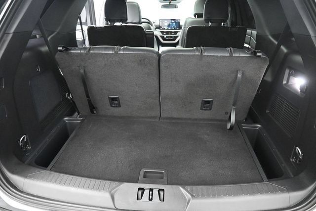Certified 2025 Ford Explorer ST-Line AWD/4WD image 27