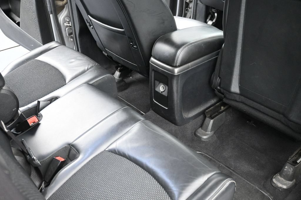 Used 2017 Dodge Journey Crossroad AWD/4WD image 10
