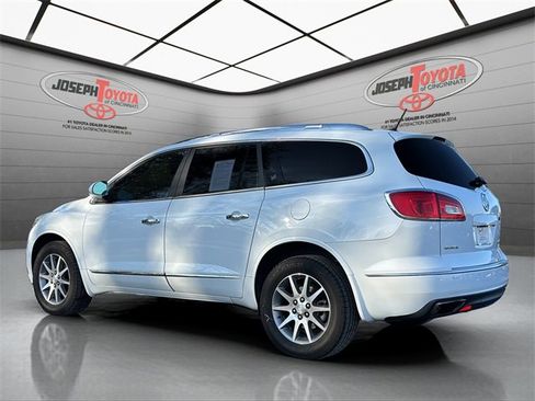 Used 2017 Buick Enclave Leather image 3