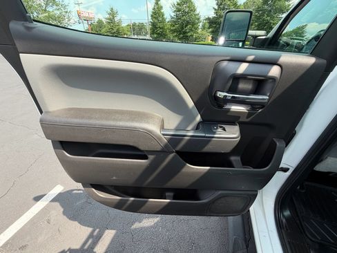 Used 2016 Chevrolet Silverado 3500 W/T w/ WT Convenience Package AWD/4WD image 14