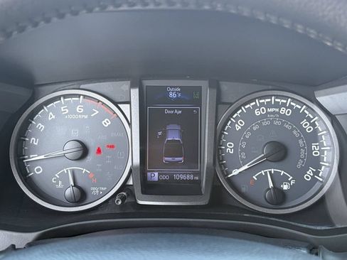 Certified 2018 Toyota Tacoma TRD Sport w/ Technology Package RWD image 34