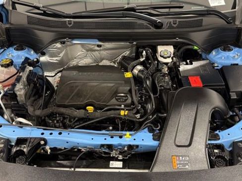 Used 2024 Chevrolet Trax RS w/ Sunroof Package image 8