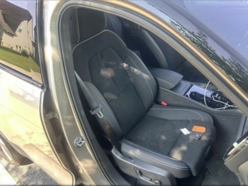 Used 2023 Volvo XC40 Recharge Ultimate w/ Protection Package Premier AWD/4WD image 8