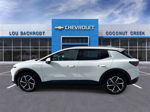 New 2026 Chevrolet Equinox EV LT image 5