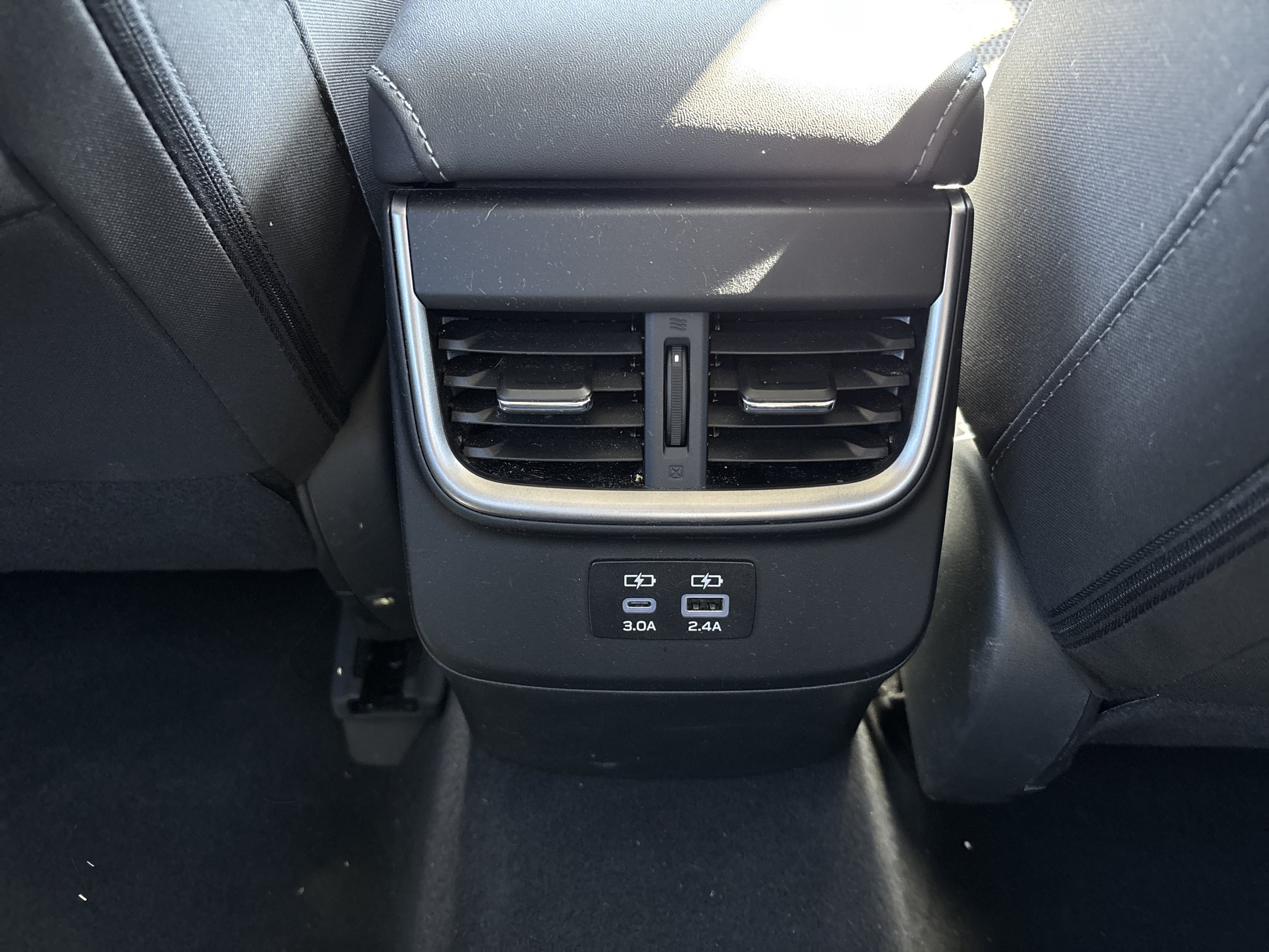 Used 2025 Subaru Outback Premium AWD/4WD image 20