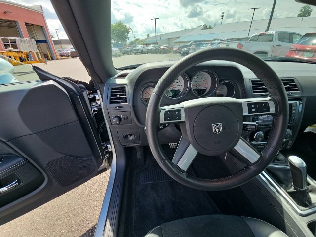 Used 2009 Dodge Challenger SRT8 w/ SRT Option Group II RWD image 36