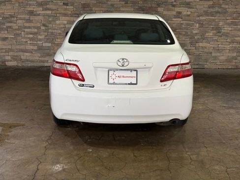 Used 2007 Toyota Camry XLE FWD image 4