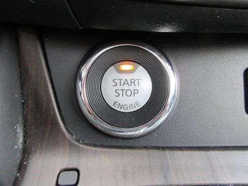 Used 2023 Nissan Murano Platinum w/ Cargo Package image 48