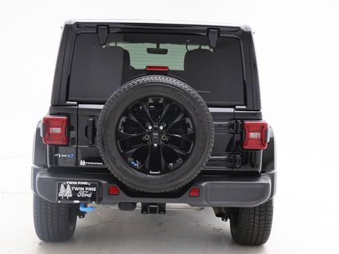 Used 2023 Jeep Wrangler Unlimited Sahara w/ Cold Weather Group image 7
