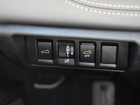 Used 2022 Subaru Outback Limited AWD/4WD image 30