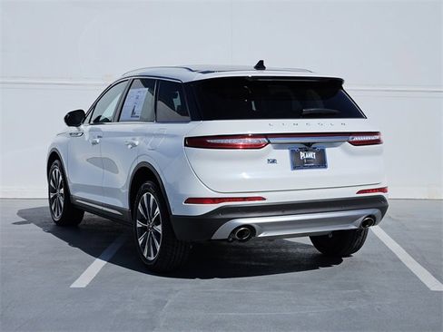 Certified 2021 Lincoln Corsair Reserve w/ Equipment Group 201A image 5