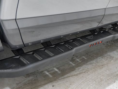 Used 2019 Nissan Titan PRO-4X AWD/4WD image 52