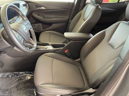 Used 2025 Buick Encore GX Preferred image 24