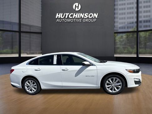 Used 2024 Chevrolet Malibu LT image 2