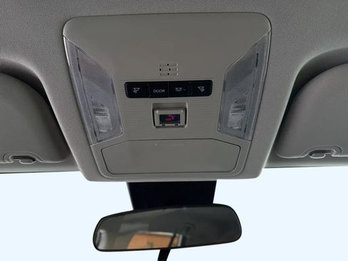 Used 2022 Toyota RAV4 LE image 26