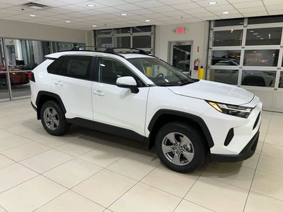 New 2025 Toyota RAV4 XLE w/ Convenience Package