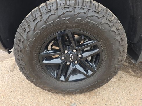 Used 2025 Chevrolet Silverado 1500 Custom Trail Boss w/ Midnight Edition image 11