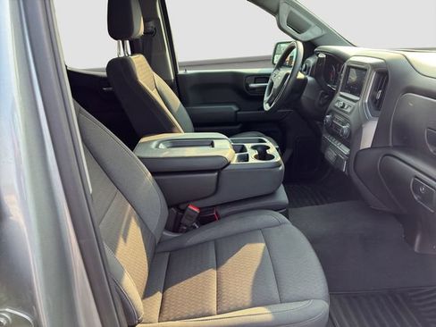 Used 2025 Chevrolet Silverado 1500 Custom AWD/4WD image 9