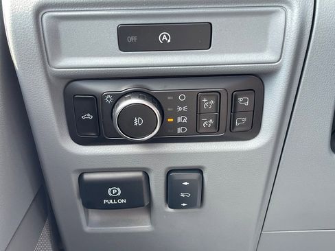 New 2025 Ford F150 Lariat w/ Equipment Group 501A Mid image 18