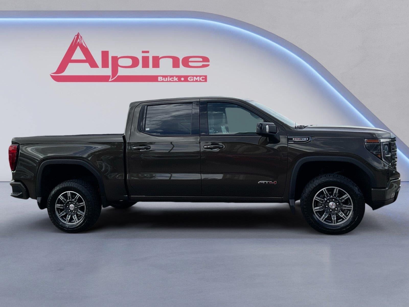 Certified 2024 GMC Sierra 1500 AT4 w/ AT4 Preferred Package AWD/4WD image 6