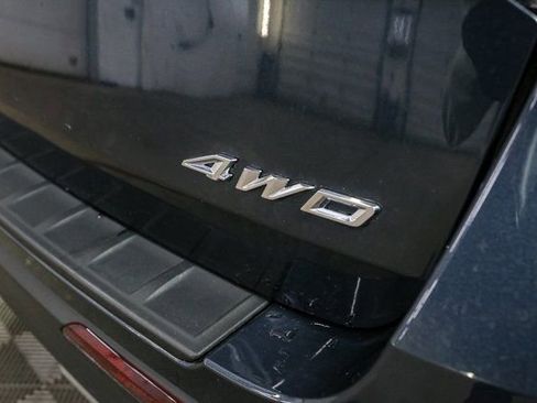 Used 2023 Ford Explorer XLT w/ Equipment Group 202A image 10