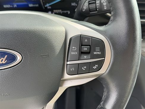 Used 2021 Ford Explorer Limited w/ Equipment Group 301A image 24