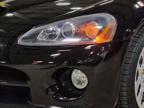 Used 2003 Dodge Viper SRT-10 RWD image 14